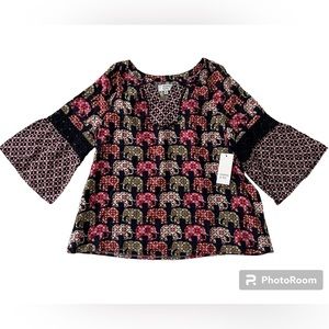 NWT! CROWN & IVY GIRLS flowy top size YOUTH MEDIUM